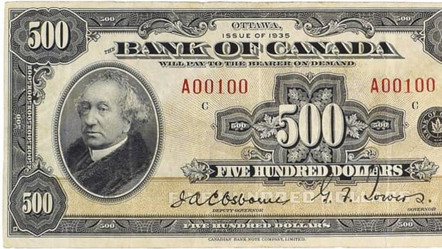 1935_500D_Canada_BankOfCanada_SNA00100_OnWhite_v2_lg20220815122252831