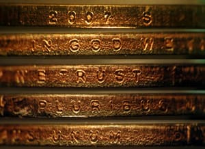  The photos of the edge shown here are a mockup from a normal coin but stacked in the sequence in which they’d be seen around the edge on the error coin.