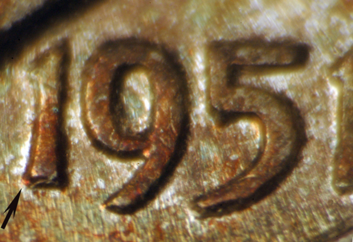 A split of the lower serif on the “I” in the date might prove to be a die marker for this 1951 Hot Lips variety.