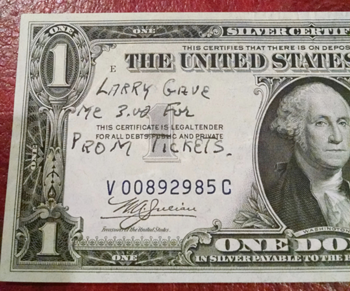  Fig. 7: The inscription on this 1935 note begs the questions: Who was Larry? Did he have fun at prom?