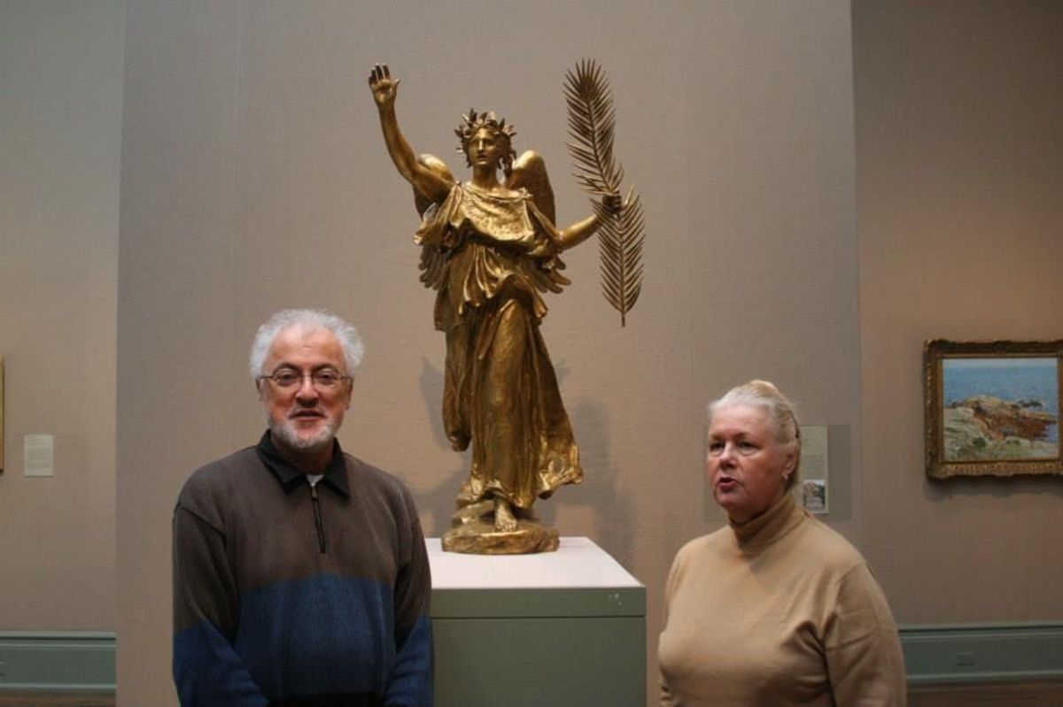 William and Willow Hagans with a reduction of Saint-Gaudens’ 'Victory.' (Image courtesy Willow Hagans.)