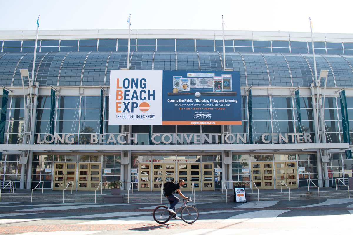 Nearly 7,000 people convened at the Long Beach Convention Center for the three-day February Expo. (All images courtesy Long Beach Expo / Collectors Universe, Inc.)