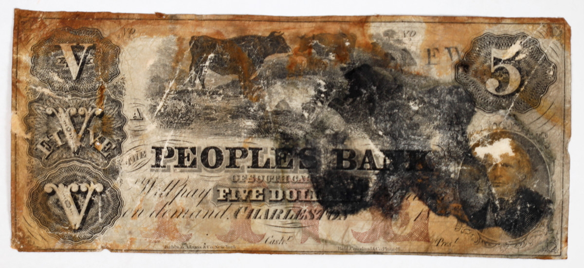 Peoples Bank of Charleston, SC $5: This $5 note, Haxby G2a, issued by the Peoples Bank of Charleston, South Carolina is one of the five notes recovered from the S.S. Central America that will be offered in the Holabird Western Americana Collections auction on December 3, 2022. (Photo courtesy of Holabird Western Americana Collections.)
