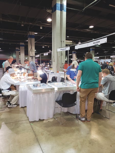 glenn-schinke-booth_c.jpg