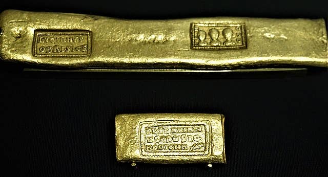 roman-gold-bars-375-ad.jpg