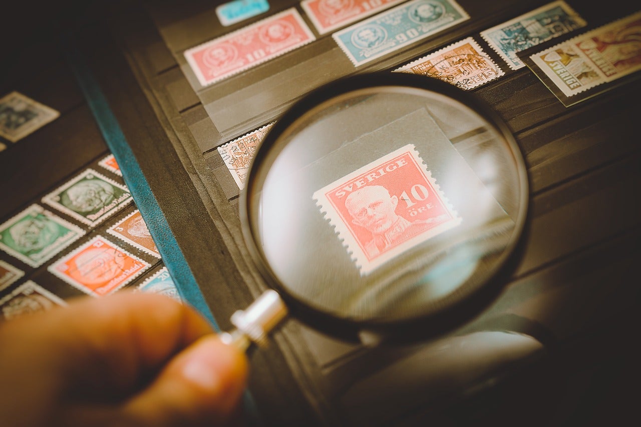 philatelist-1844079_1280.jpg