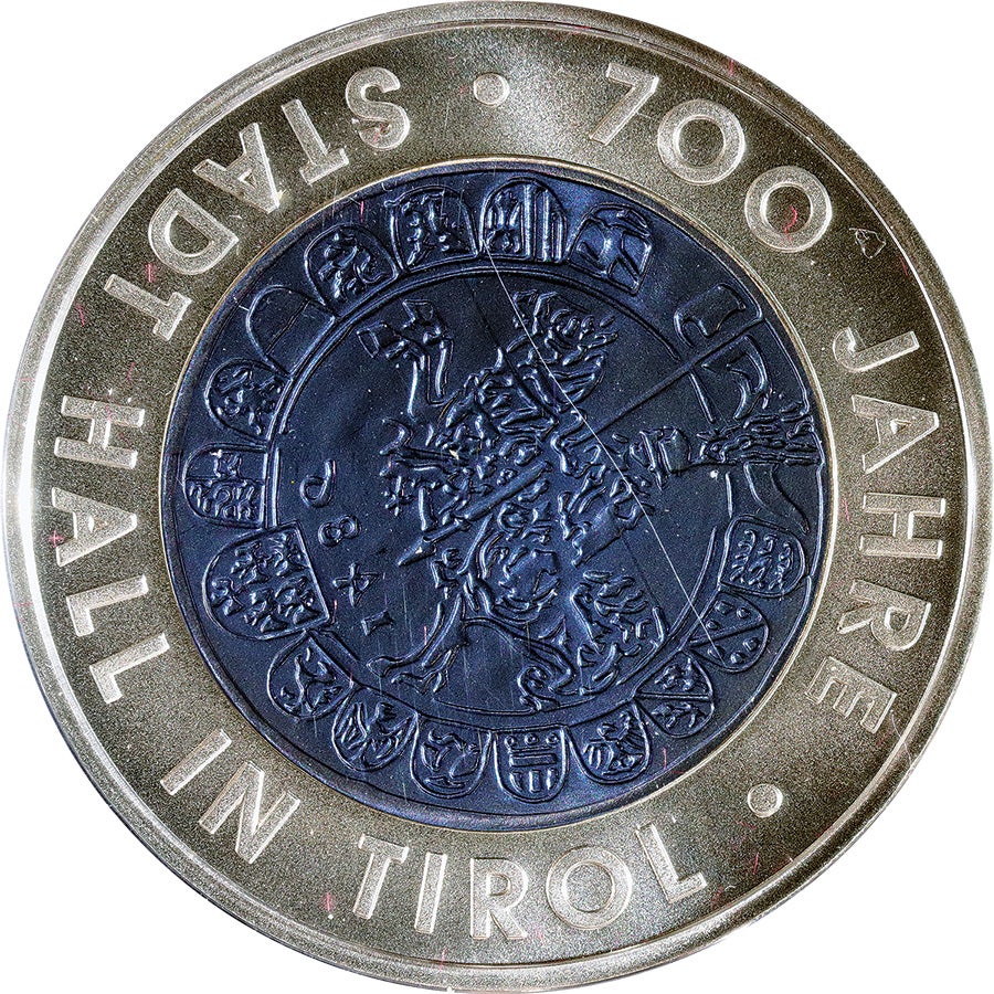 25-euro-austria-hall.jpg
